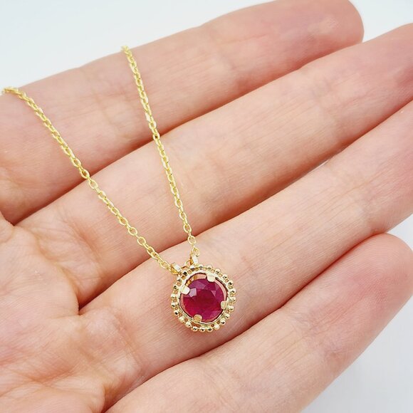 10K Yellow Gold Ruby 6x6mm (0.75ct) Pendant - Picture 3 of 6